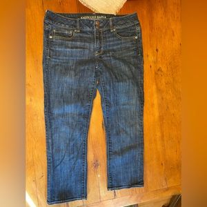 American eagle artist crop stretch size 10 good condition